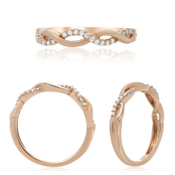 Closeup photo of 14kr .13ct Diamond Twisted Band