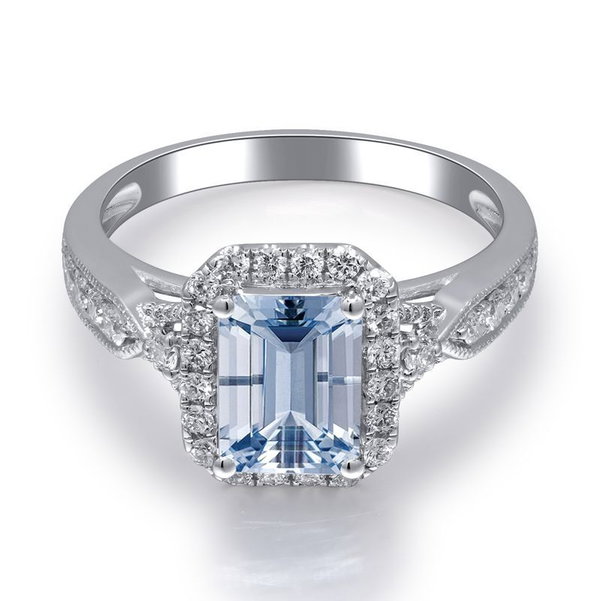 Closeup photo of 14k White Gold 1.49ct Aquamarine with .44ct Diamond Ring