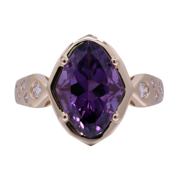 Closeup photo of 14k Yellow Gold 3.74ct Amethyst with .22ct Diamond Ring