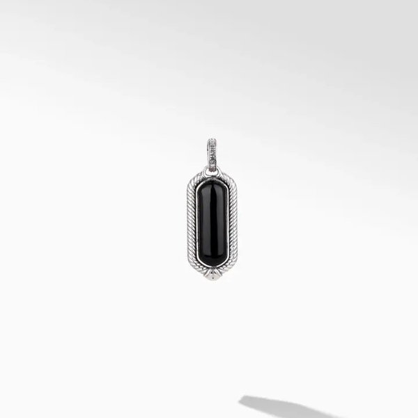 Closeup photo of Voyager Pendant