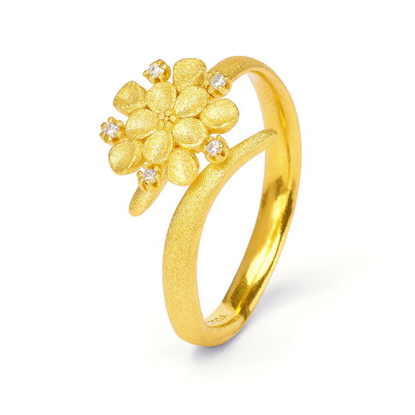 Closeup photo of Cerisa-ring Zirkonia sterlingsilver-gold-plated, size 53