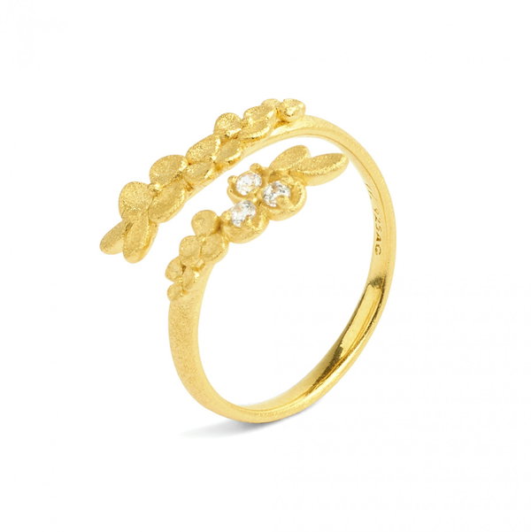 Closeup photo of Melia-ring Zirkonia sterlingsilver-gold-plated, size 56
