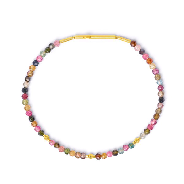 Closeup photo of Indenia Bracelet