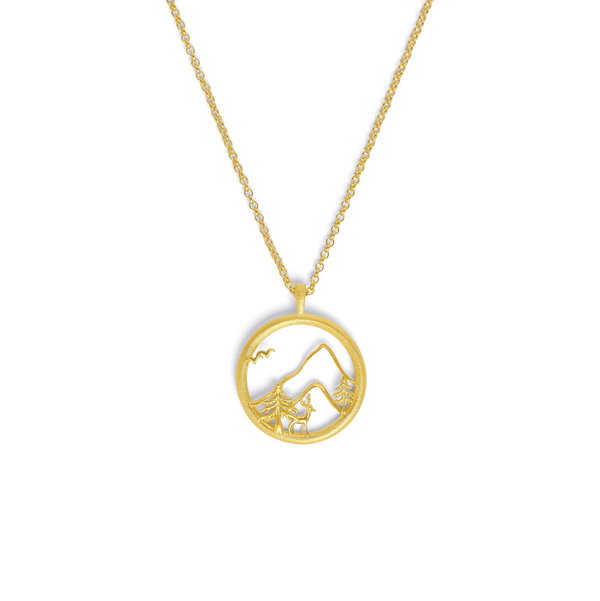 Closeup photo of Bergluft Necklace