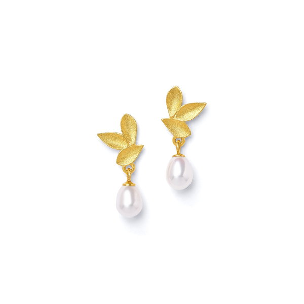 Closeup photo of Dricia Earrings