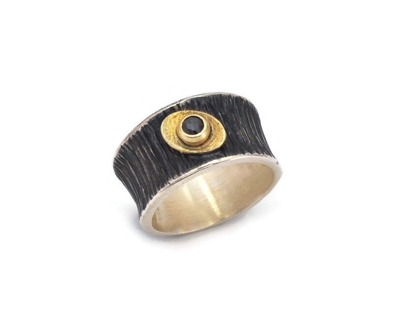 Textured Wide Black Diamond Oxi/Gold Band Ring 8.5 Textured Wide Black Diamond Oxi/Gold Band Ring 8.5