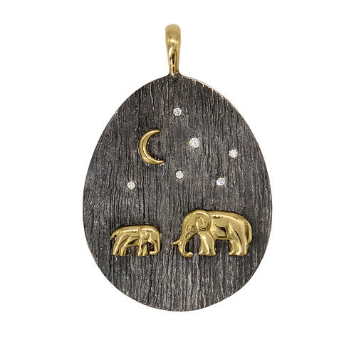 Closeup photo of Tsavo Nights Small Pendant - Silver