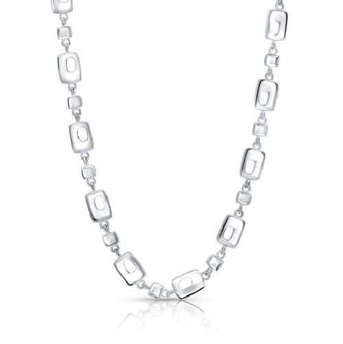 Closeup photo of Palm Springs Link Necklace