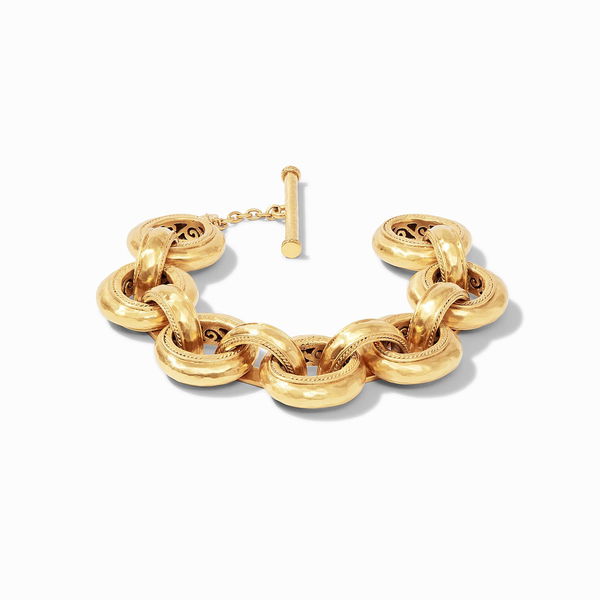 Closeup photo of Cassis Demi Link Bracelet