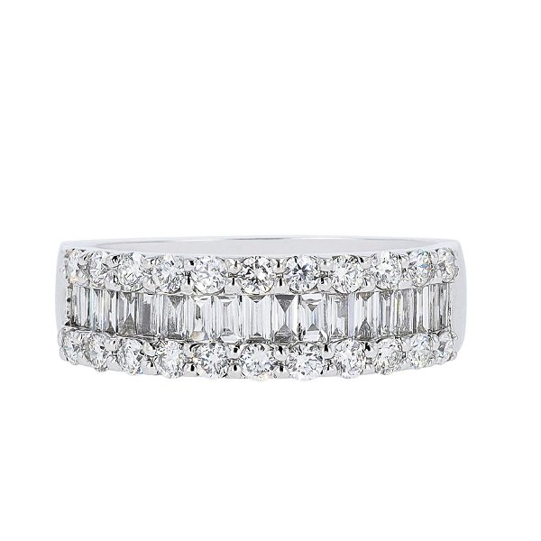 Closeup photo of Round Prong & Channel Baguette Diamond Ring
