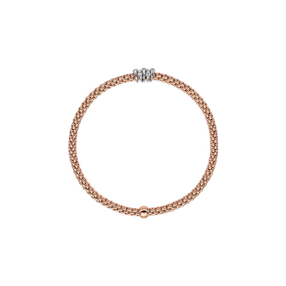Another shot of Delicate Prima Bracelet
