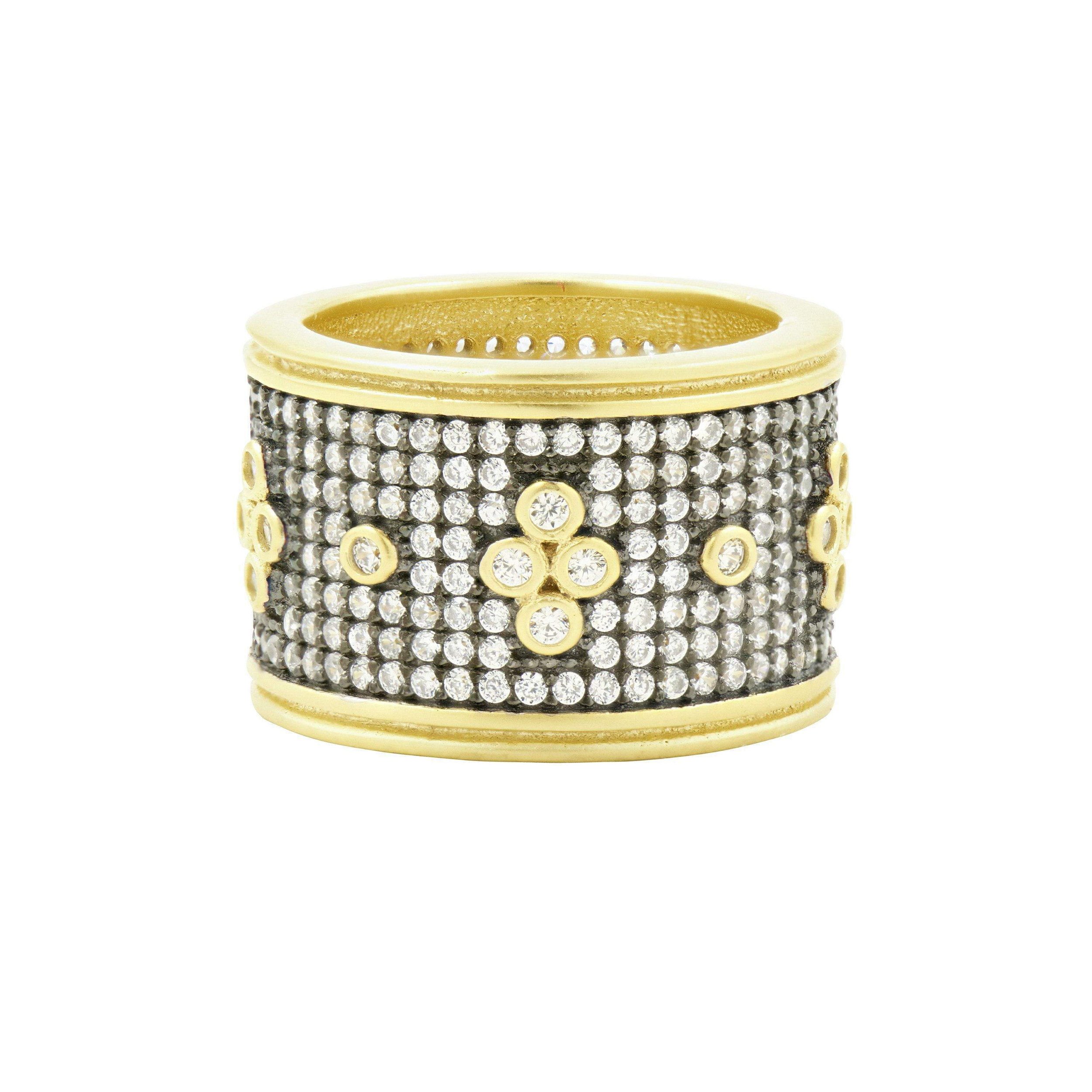 Signature Pave Clover Wide Band Ring