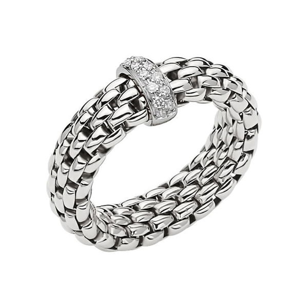 Closeup photo of Vendome Flex'It Ring in White Gold with Diamond Bar - Size S