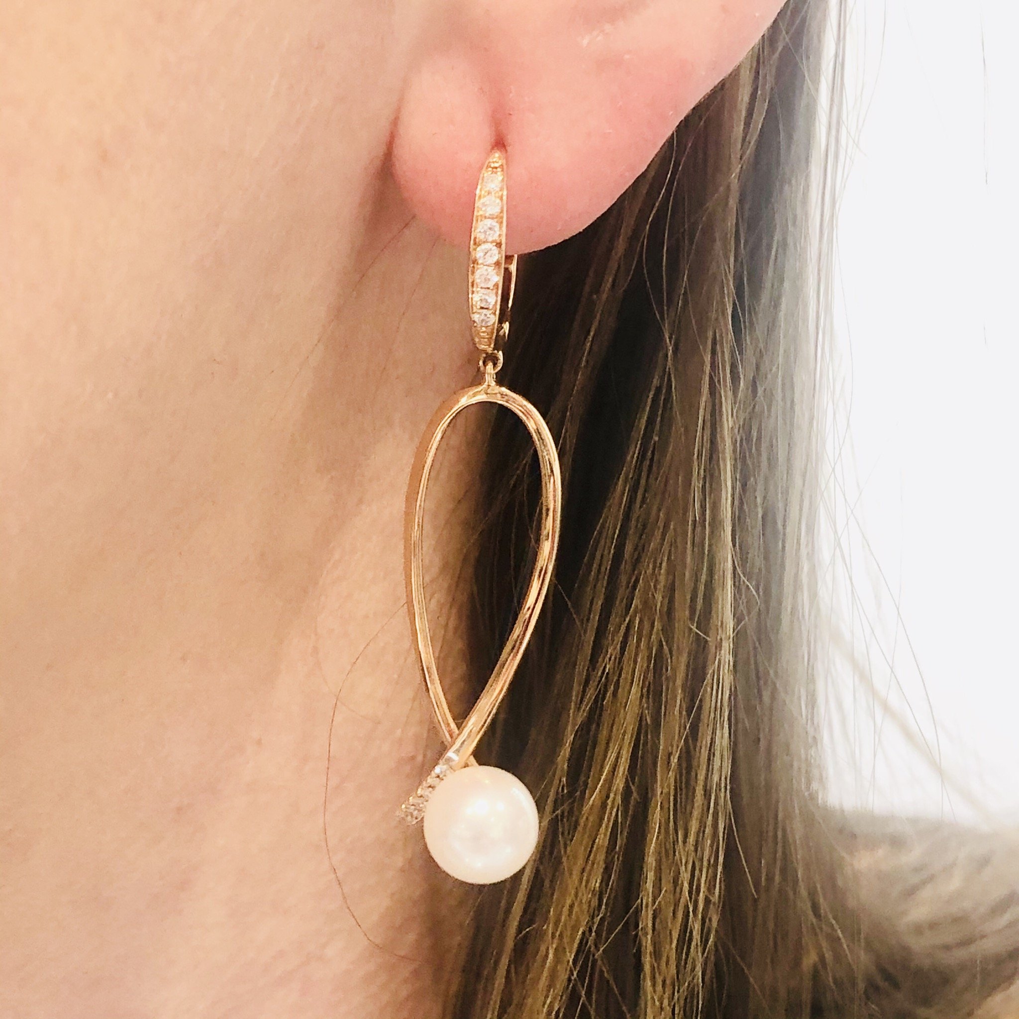 18k Rose Gold Diamond Pearl Earring